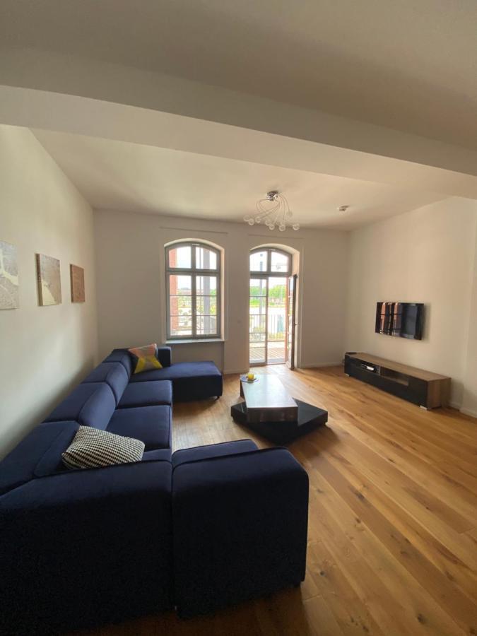 לנדאו אין דר פאלץ Loft In Bester Lage מראה חיצוני תמונה