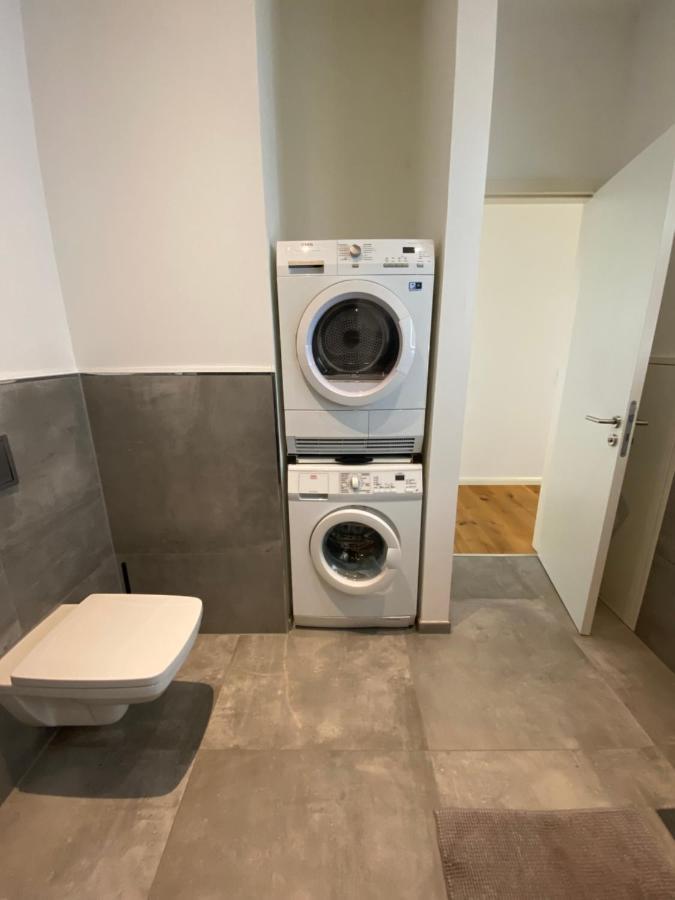 לנדאו אין דר פאלץ Loft In Bester Lage מראה חיצוני תמונה